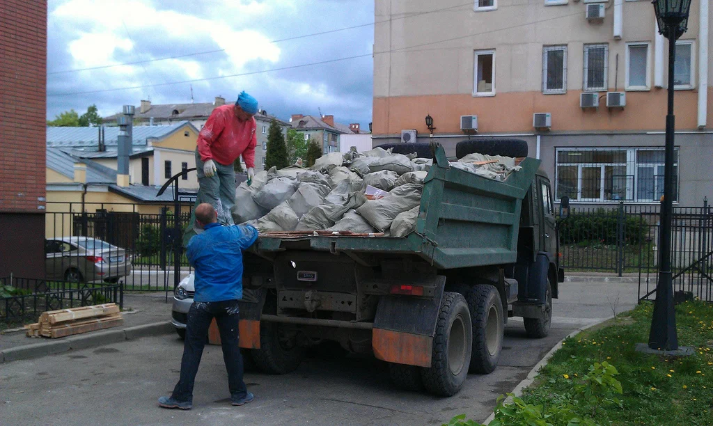 Вывоз строительного мусора в Горном-Алтайске от 1659 руб. – ПроМусор