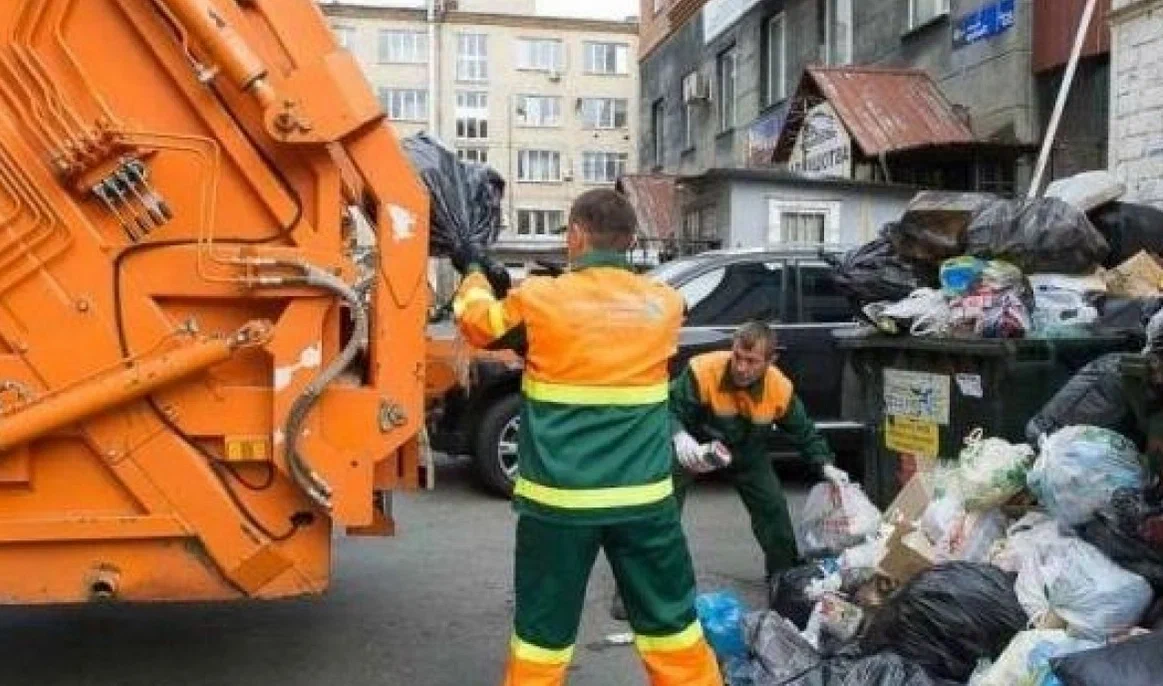 Срочный вывоз мусора в Горном-Алтайске от ПроМусор — заказ день в день от 2955 руб., грузчики, цена