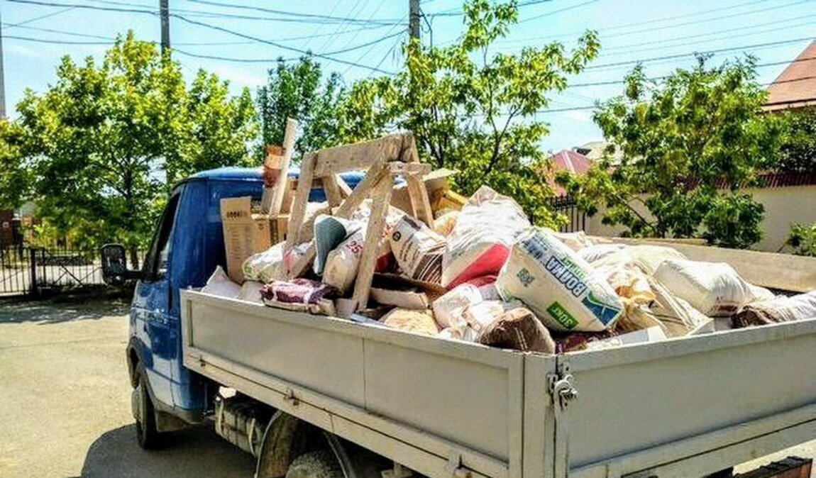 Вывоз мусора Газелью в Горном-Алтайске в октябре