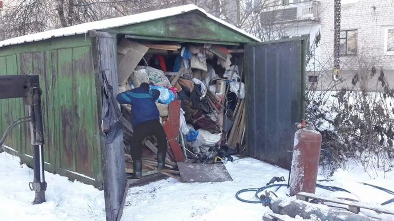 Вывоз мусора из гаража с гарантией чистоты в Горном-Алтайске в октябре
