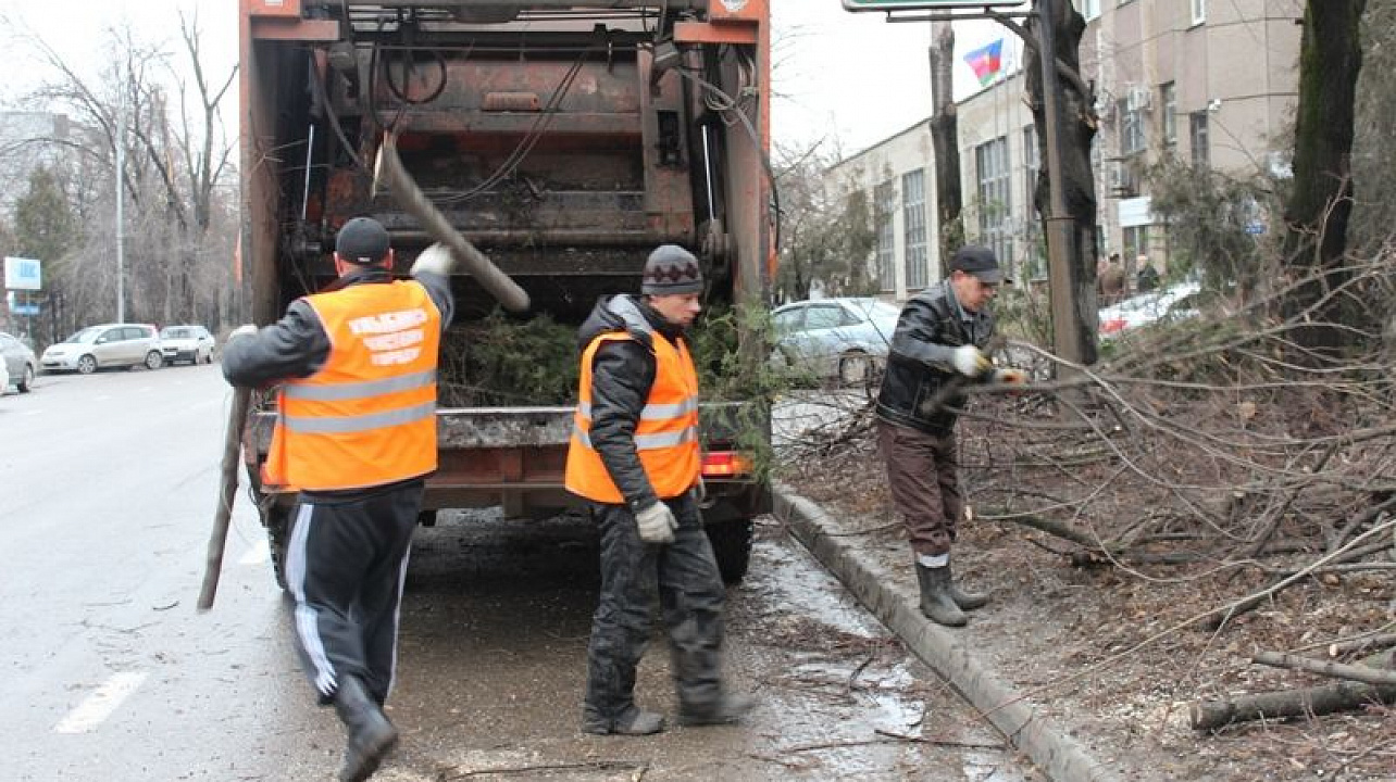 Уборка после стихийного бедствия в Горном-Алтайске от 2955 руб